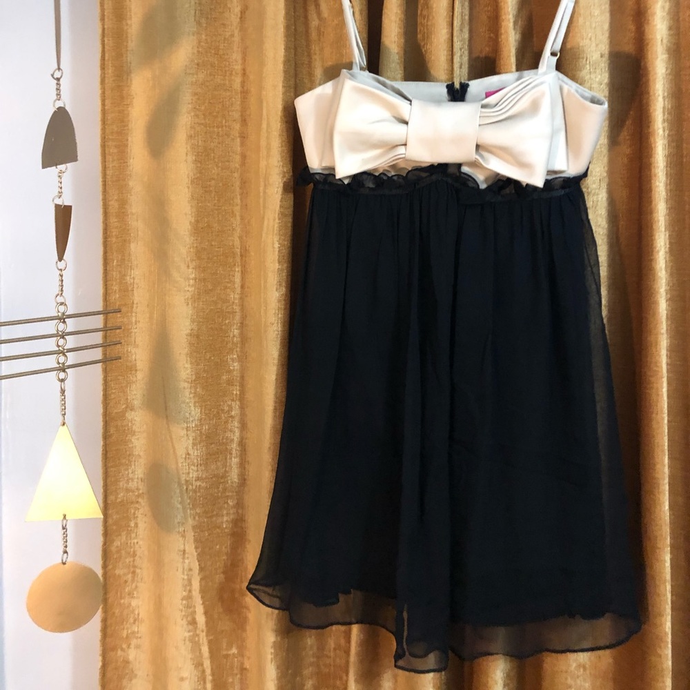 Betsy Johnson dress!